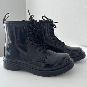 Dr Marten Boots